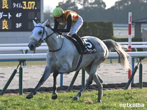 アクアヴァーナル