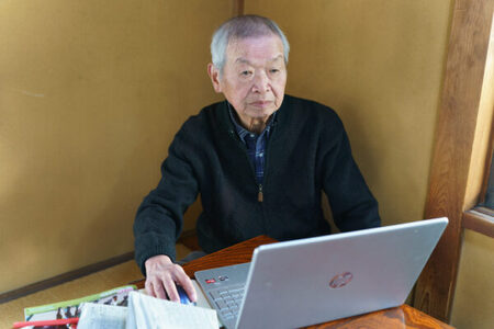 ぶっちゃ競馬監修者_鶴谷義雄